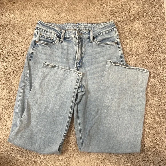 Old Navy High Rise OG Loose Jeans with Secret Smooth Pockets Light wash
